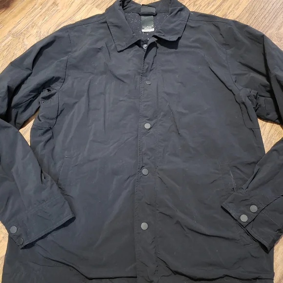 Nike SB Jacket Coat Coach Large 800178-010 Zip pocket Sleeve Great Condition - Picture 4 of 10